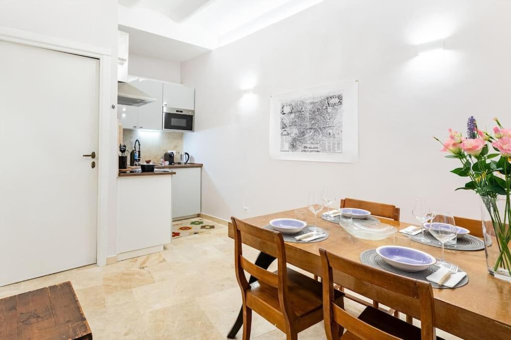 Bottega Augustea Duplex Apartment In Monti Roma Eksteriør bilde