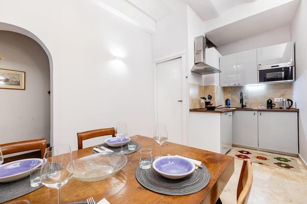 Bottega Augustea Duplex Apartment In Monti Roma Eksteriør bilde