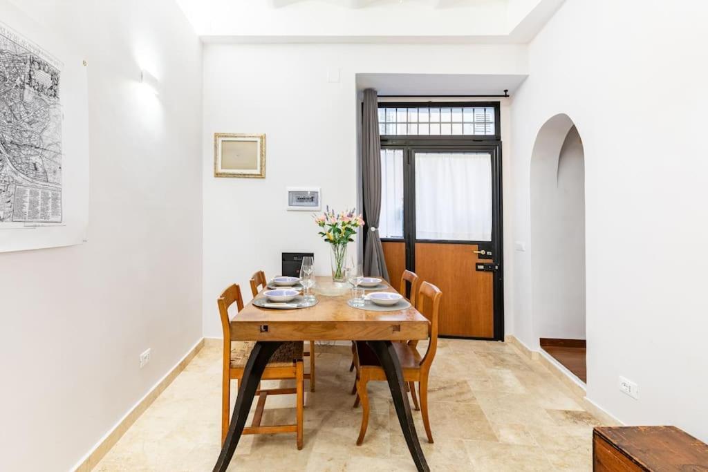 Bottega Augustea Duplex Apartment In Monti Roma Eksteriør bilde
